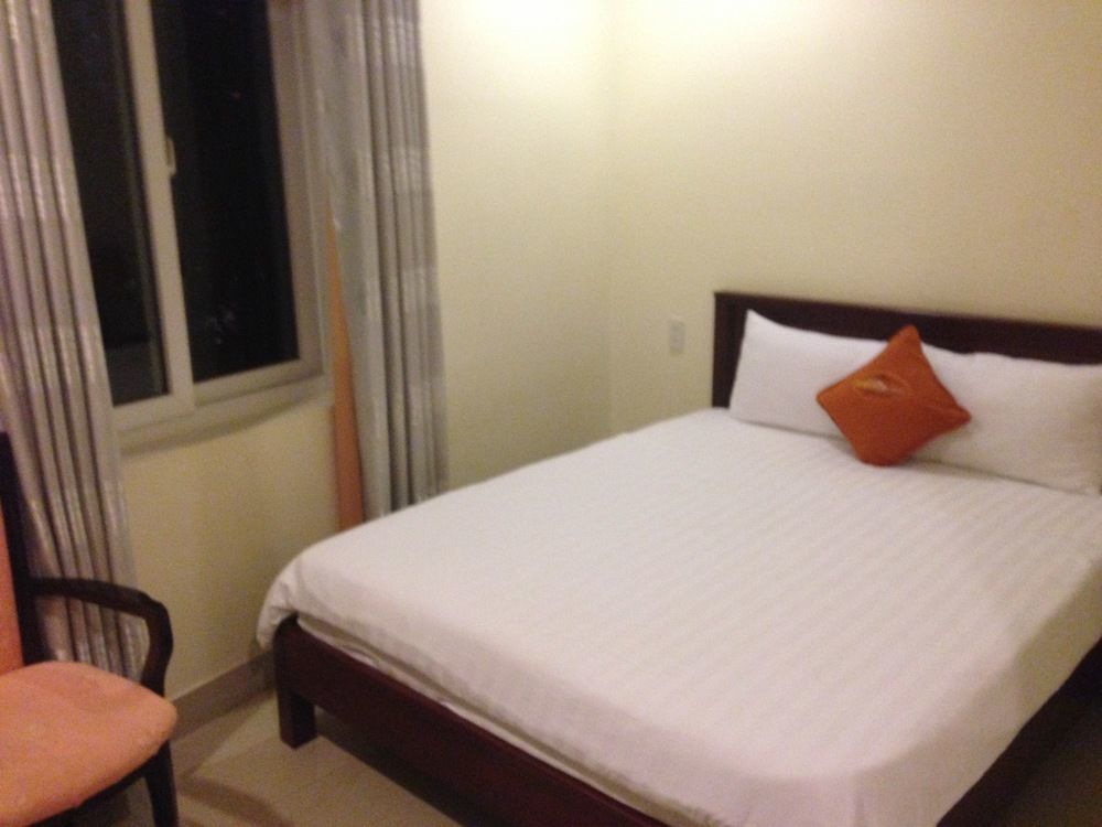 Golden Star Hotel Hue Exterior foto