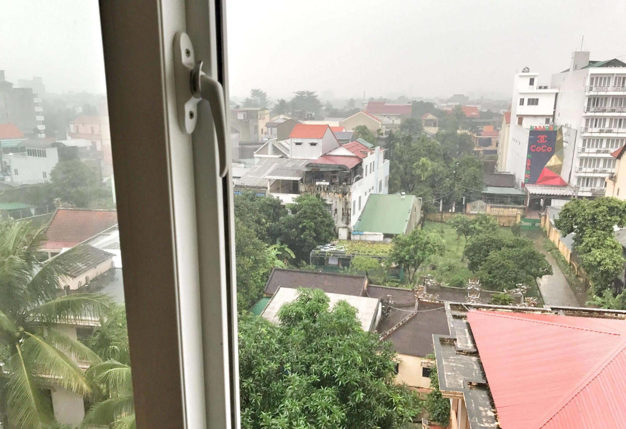 Golden Star Hotel Hue Exterior foto